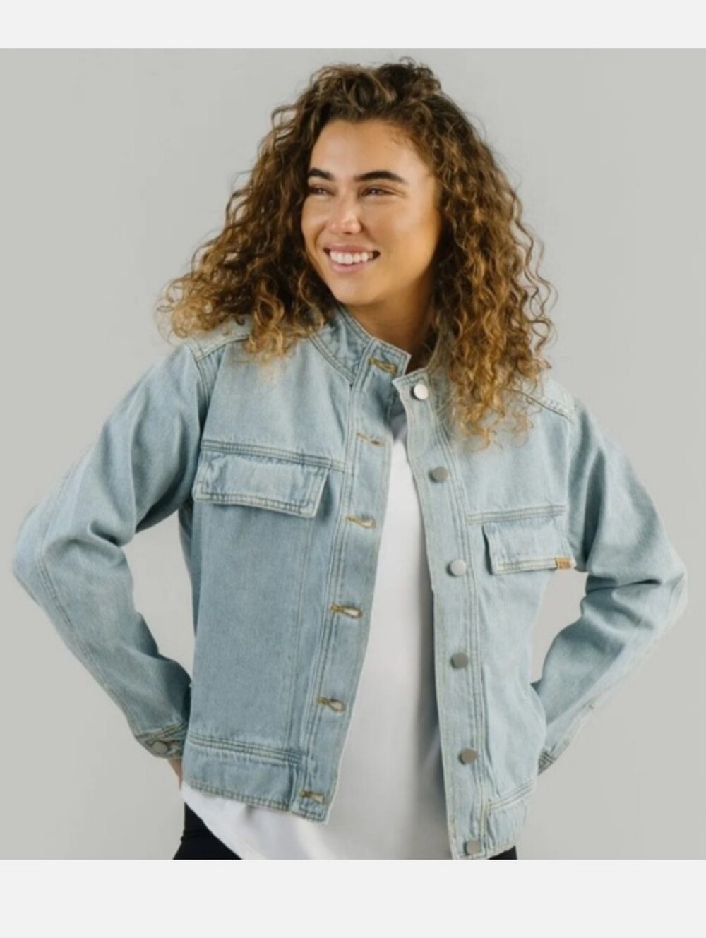 Zyia Active Light Wash Denim Jacket - Blue Womens Large